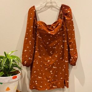 NWT Abercrombie and Fitch floral mini dress with ruching